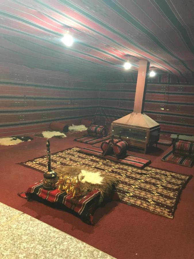 Bedouin House Camp Hotel Вади Рум Екстериор снимка